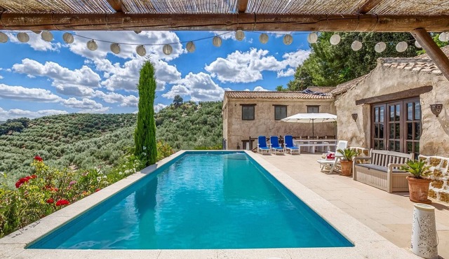 Villa in Montefrio near Iznajar Lake