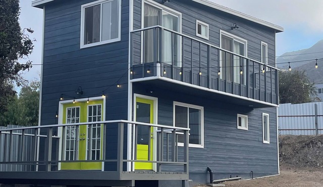 VILLA IN FRONT OF THE SEA