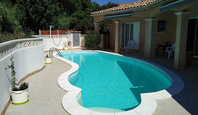 Villa in Peret 34800 a village near Clermont Le Herault, Pezenas, Bezier Airport