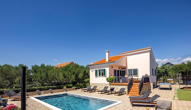 Villa in Polaca with Pool near National Parks