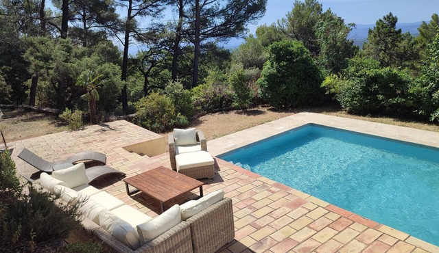 Villa in Provence's sky