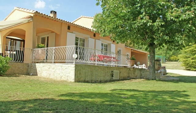 Villa in Reillanne with Private Pool