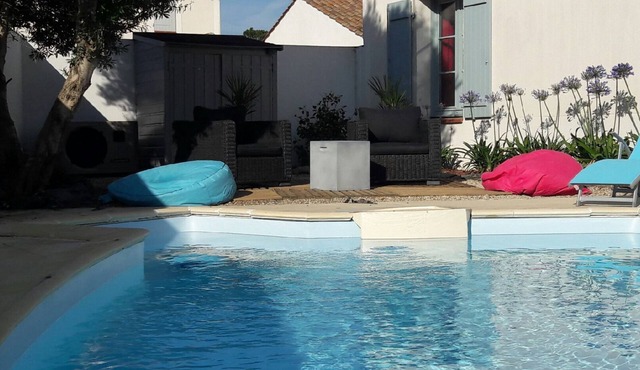 Villa in Saint de monts with pool heating and free WIFI in the house