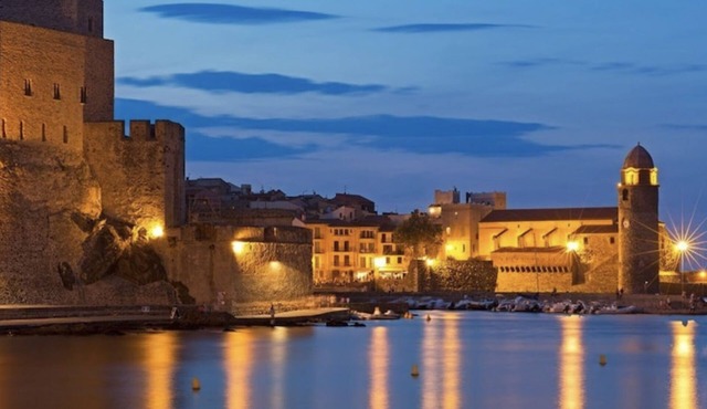 villa in saint andre near the beaches . calm and quiet place .