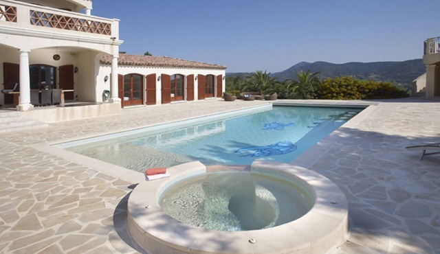 Villa in Sainte-Maxime with Private Pool