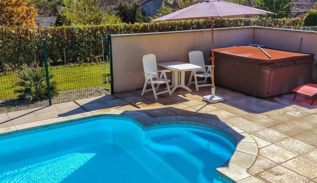 Villa in Segonzac with Pool and Vineyards