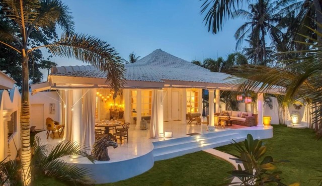 VILLA IN SUNSET SIDE AREA GILI AIR