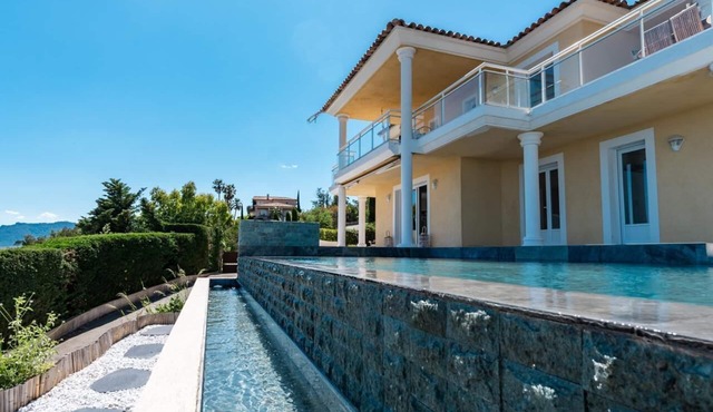 Villa in the hills with pool