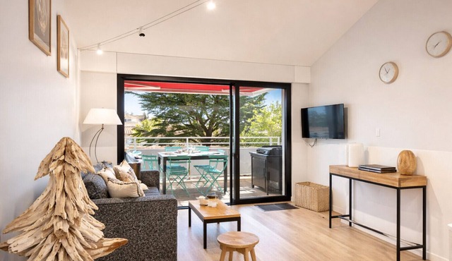 Villa in the heart of Arago near la grande plage des Sables