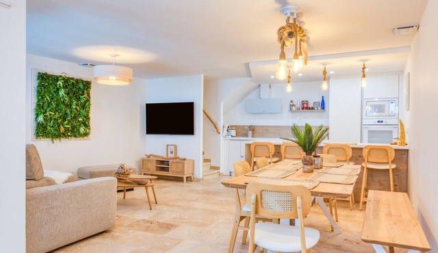 Villa in the heart of the Citadel with terrace, parking, Wi-Fi and air conditioning