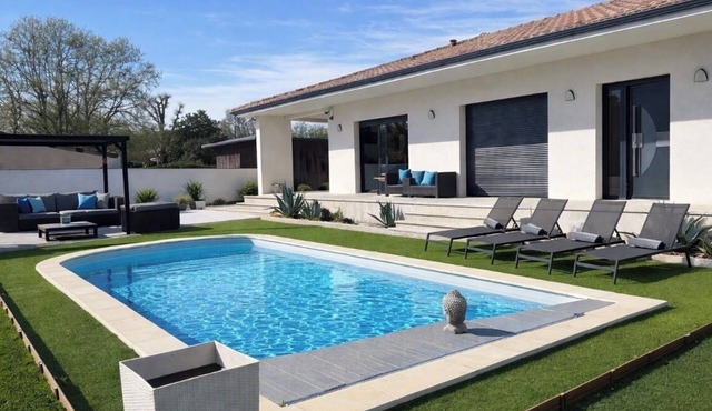 Villa in the sunny South West of France