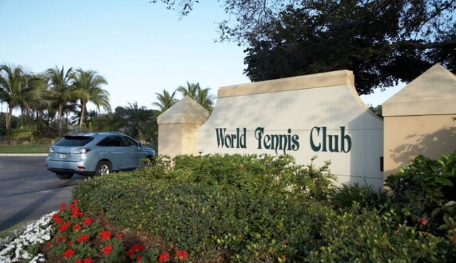 Villa in the World Tennis Club with 16 tennis courts and private pool