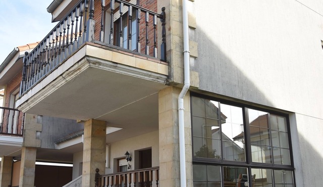 Villa in urban. with pool Villa in urban. with pool