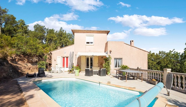 Villa in Vidauban with Pool and BBQ Terrace