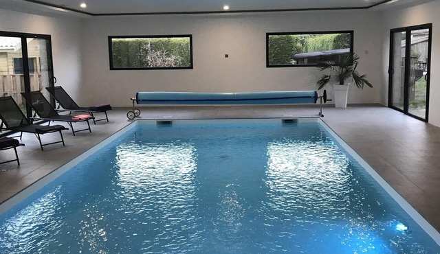 Villa indoor pool at the gates of Arcachon Bay