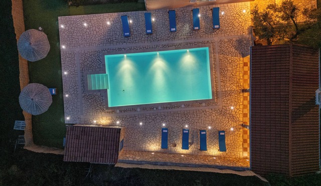 VILLA IVANA MRLJANE VACATION HOME
