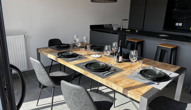 Villa Jacuzzi 100m from the beach