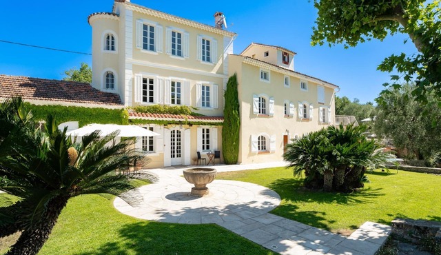 Villa Jardin - Seven Bedroom Villa, Sleeps 14