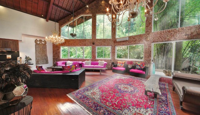 Villa Jeannie