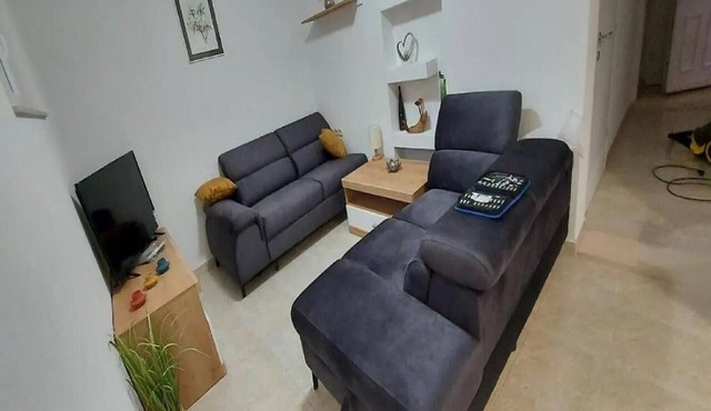 Villa Jelena - Five Bedroom Villa with Swimming pool
