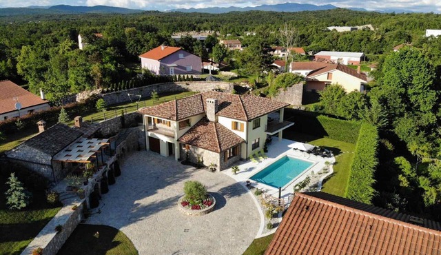 Villa Karla in Mučići - Haus für 6-8 Personen