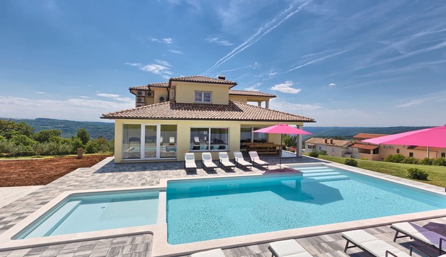 Villa Karli
