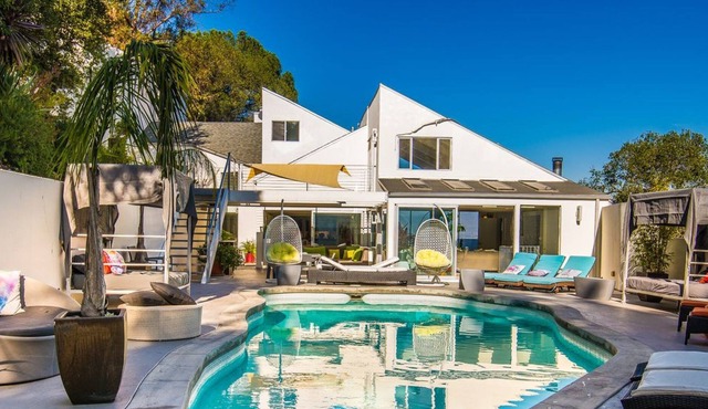Villa Karlie