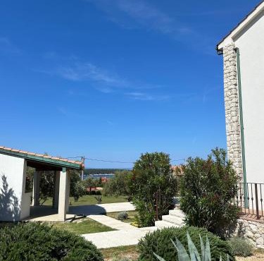 Villa Karmen