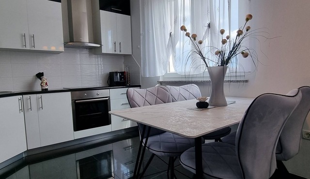 Villa Kasandra - Apartment with balcony and roof terrace