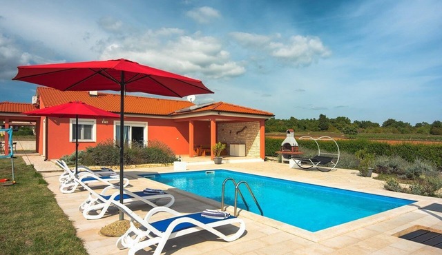 Villa Kata (73534-K1) - Krnica (Pula)