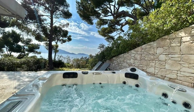 Villa Kennedy - Corniche Sea View Jacuzzi Parking
