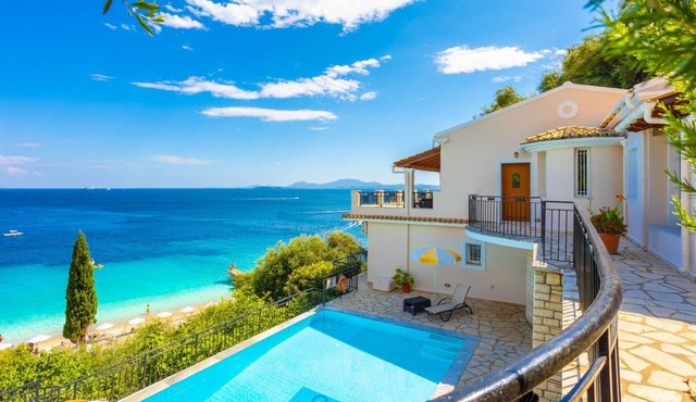 Villa Kerkyroula - Three Bedroom Villa, Sleeps 7