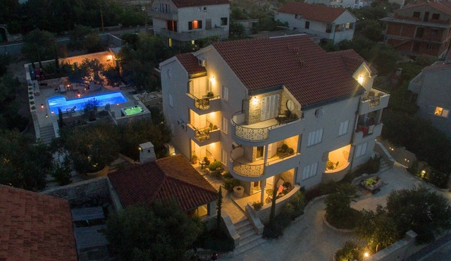 Villa Kos - A-5, Apartment for 2-4, with Swimming pool (2+2)