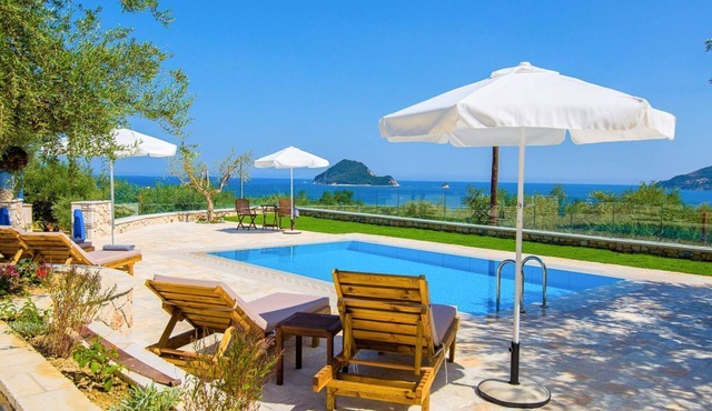 Villa Koukla - Three Bedroom Villa, Sleeps 6