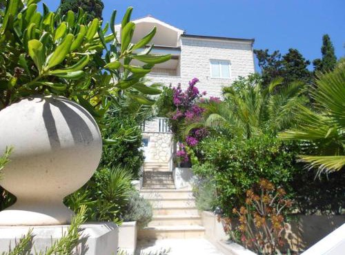 Villa Kristonia
