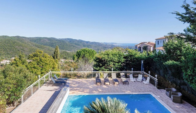 Villa La Loreley 12 pers private pool & sea view