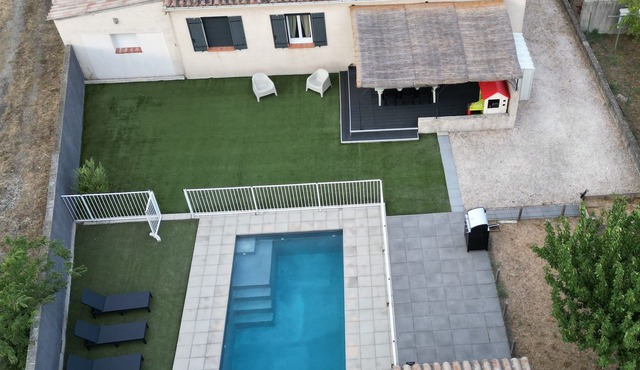 Villa l'oasis du Pont in the south of France! Swimming pool and quiet.