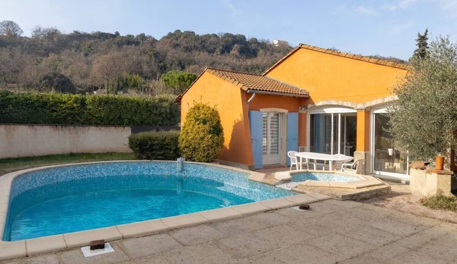 Villa L'Oasis du Rhône & private pool