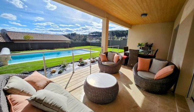 Villa l'Olympe for 10 people with private heated pool