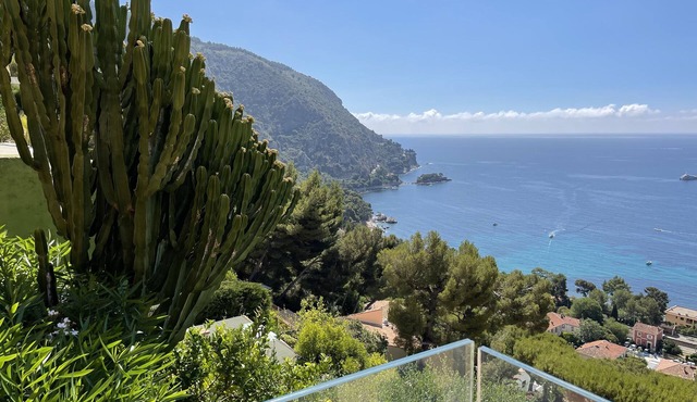 Villa L'Ourmège/Exceptional sea view and 8-minute walk to the beach