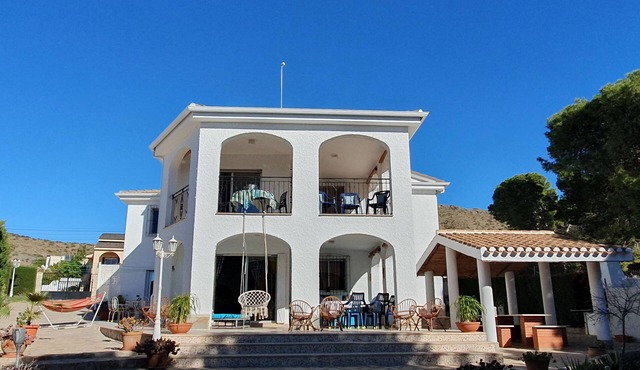 Villa La Azohia, first floor, sleeps 6/9, 400 metres from the beach, sea and mountain views