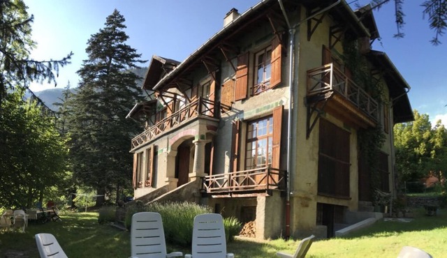 VILLA LA CHAUMIERE, ALPES DE HAUTE-PROVENCE