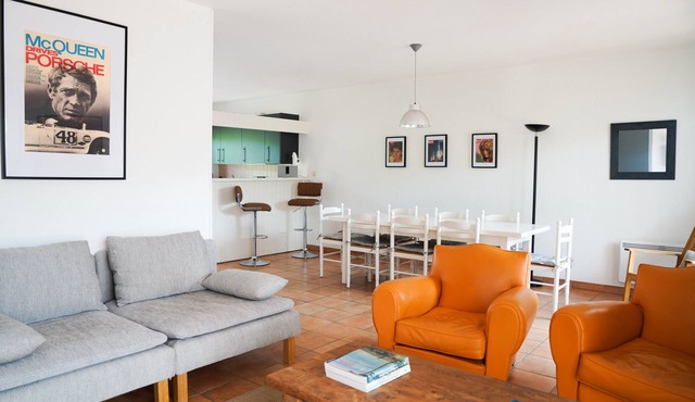 VILLA LA CONCHE VIEW OVER GARDEN , PRIVATE GARDEN, WIFI, 8 PERSONS