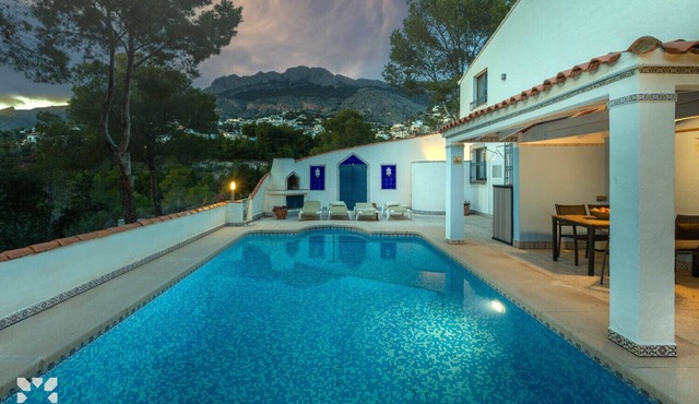 Villa LA GALERA by Abahana Villas