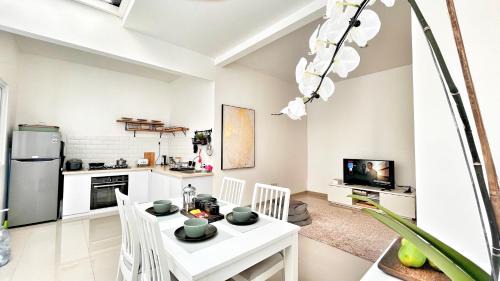 Villa LA Lembang Retreat - Bed & Breakfast