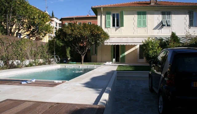 Villa la Mounette, villa in the heart of Beaulieu Sur Mer with pool