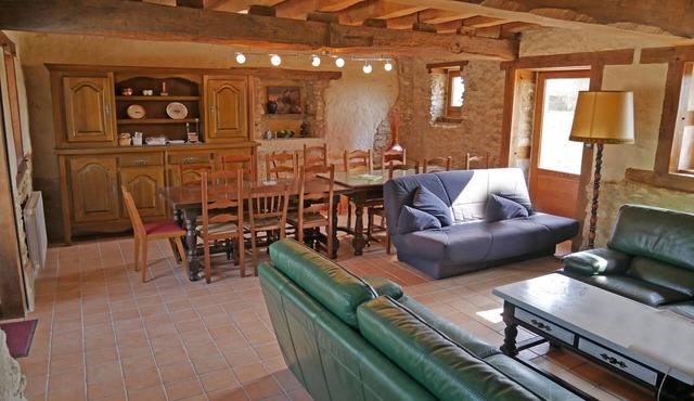 Villa La Puye, 4 bedrooms, 8 persons
