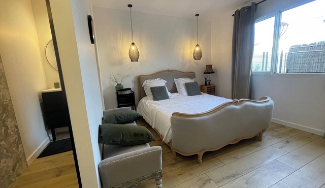 Villa " la quiétude " 4 bedrooms, swimming pool, near the sea