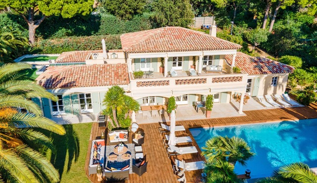 Villa La Ramade by Fantasia Villas