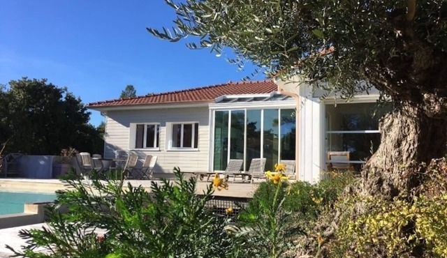 Villa Labarthe - 2 steps from beaches and port with pool and spa